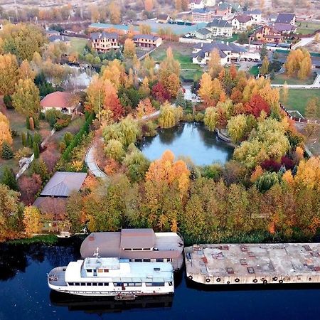 On The River Villa Vishenki  Esterno foto